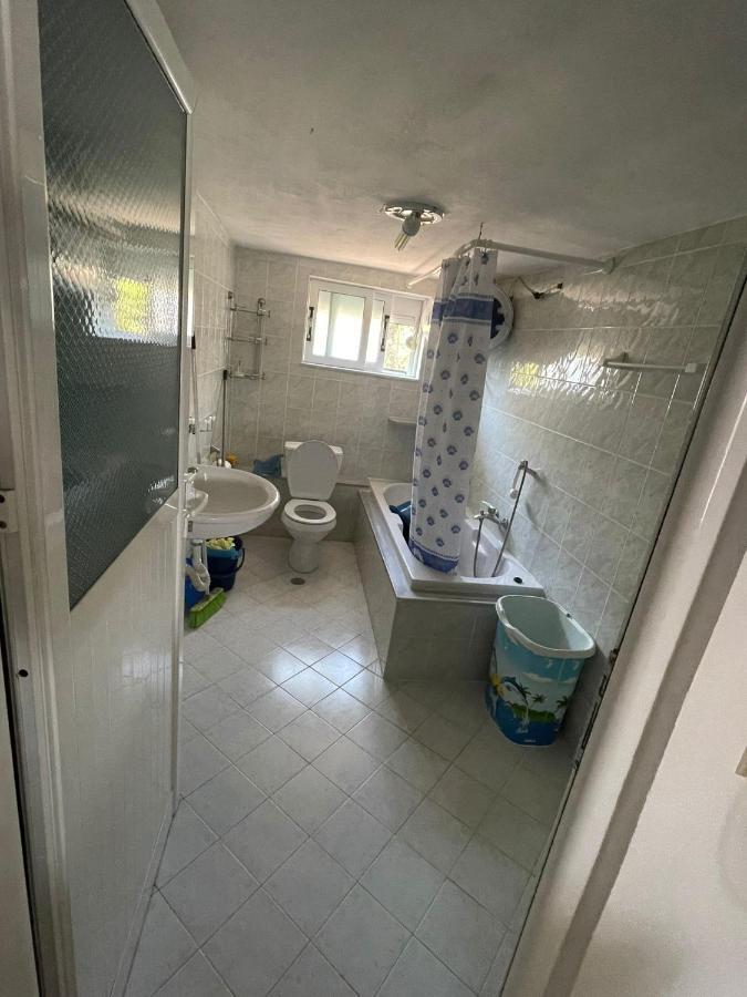 Apartamente Gleni Sarande Exterior photo